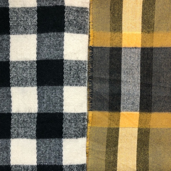 Plaid Blanket Scarf Set Of Two - Picture 4 of 10